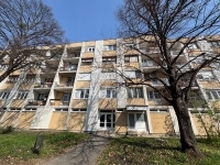 Tata Lakás (téglaépítésű)