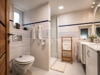 Pákozd Családi ház