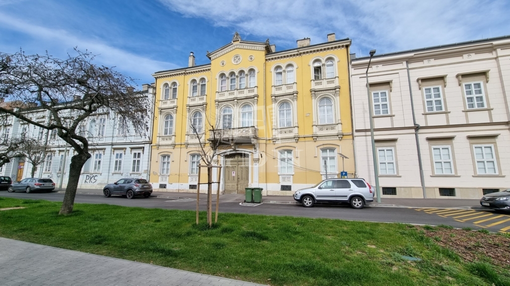 Продается Székesfehérvár Квартира (кирпичная)