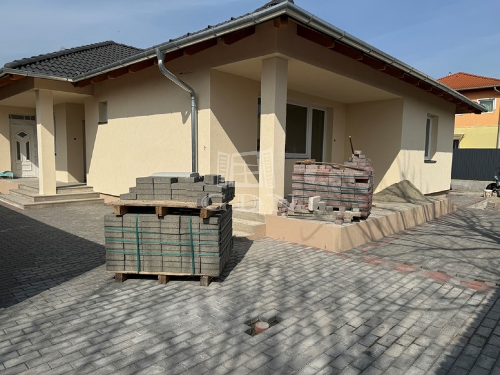 For sale Szigethalom Family House